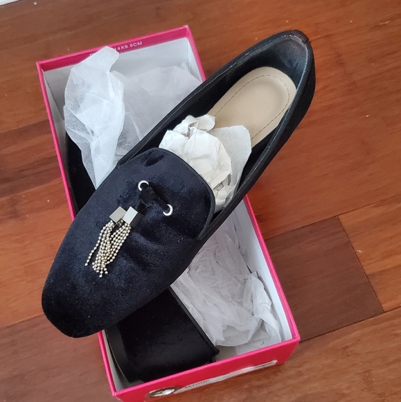 SOLD - Picture 2 of 3